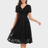 Mara | Robe en Dentelle Fleurie Midi