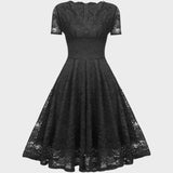 Mara | Robe en Dentelle Fleurie Midi