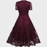 Mara | Robe en Dentelle Fleurie Midi