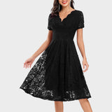 Mara | Robe en Dentelle Fleurie Midi