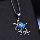 Collier en opale bleue avec une tortue