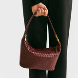 Isa | Bordeaux Chic