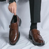 Chaussures classiques en cuir marron