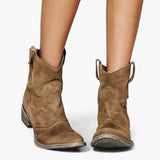 Kamilė – bottes sans temps